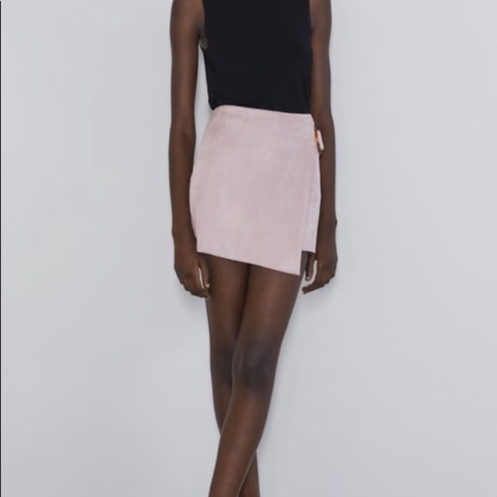 NWT Buckle Skort